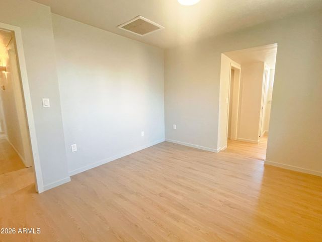 2340 E Turney Avenue, Phoenix, AZ 85016