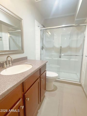 2340 E Turney Avenue, Phoenix, AZ 85016