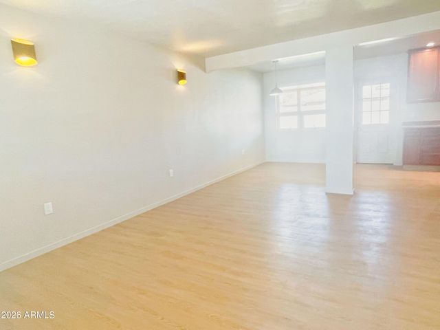 2340 E Turney Avenue, Phoenix, AZ 85016