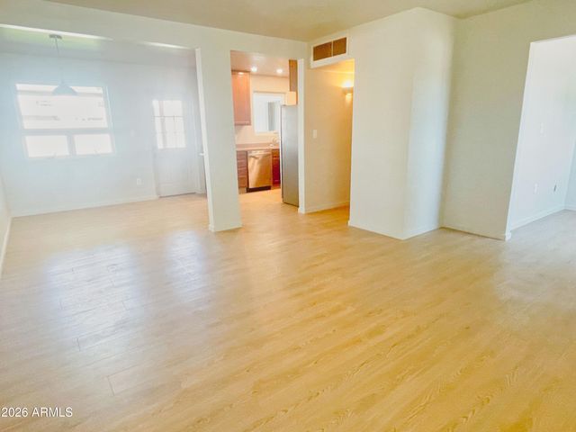 2340 E Turney Avenue, Phoenix, AZ 85016