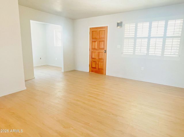 2340 E Turney Avenue, Phoenix, AZ 85016