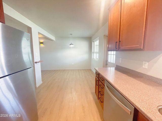 2340 E Turney Avenue, Phoenix, AZ 85016