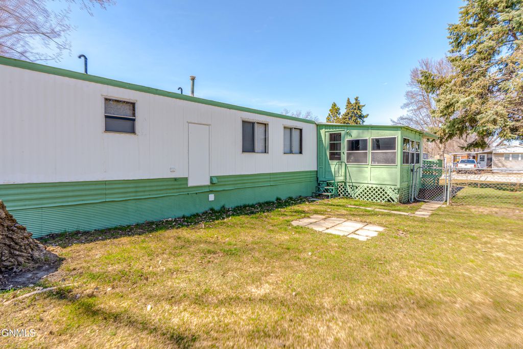 1119 University Drive, Bismarck, ND 58504 photo 41
