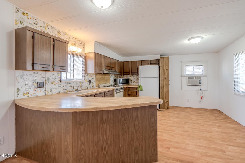 1119 University Drive, Bismarck, ND 58504 photo 6