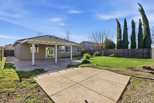 1759 Powder Way, Plumas Lake, CA 95961