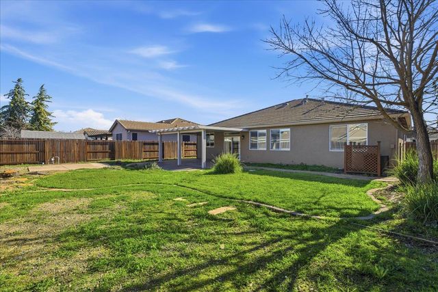 1759 Powder Way, Plumas Lake, CA 95961