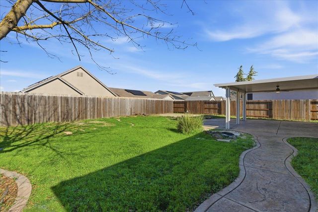 1759 Powder Way, Plumas Lake, CA 95961