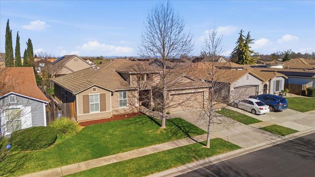 1759 Powder Way, Plumas Lake, CA 95961