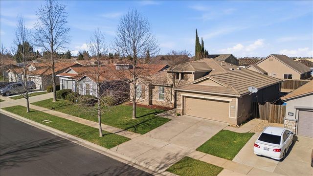 1759 Powder Way, Plumas Lake, CA 95961