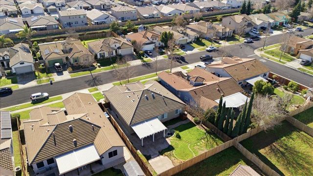 1759 Powder Way, Plumas Lake, CA 95961