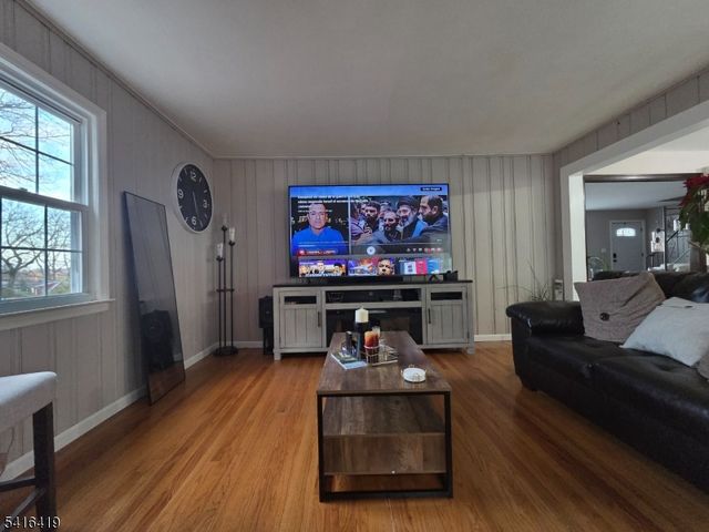 155 Degray St, North Haledon Boro, NJ 07508