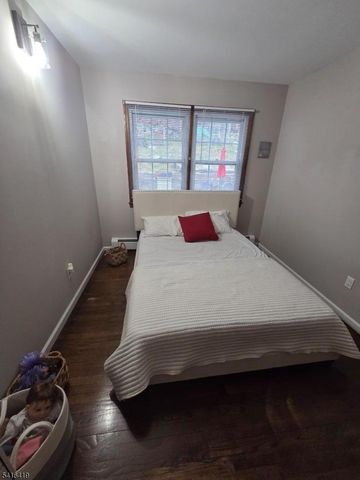 155 Degray St, North Haledon Boro, NJ 07508