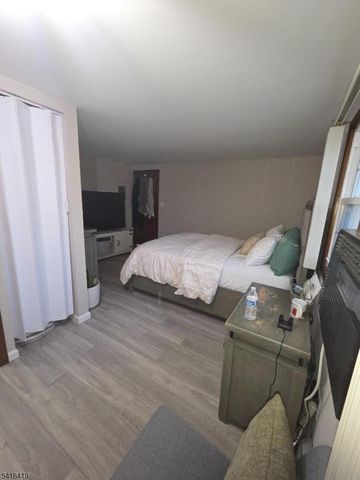 155 Degray St, North Haledon Boro, NJ 07508