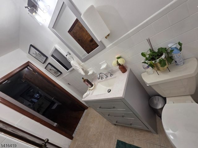 155 Degray St, North Haledon Boro, NJ 07508