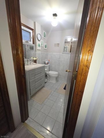 155 Degray St, North Haledon Boro, NJ 07508