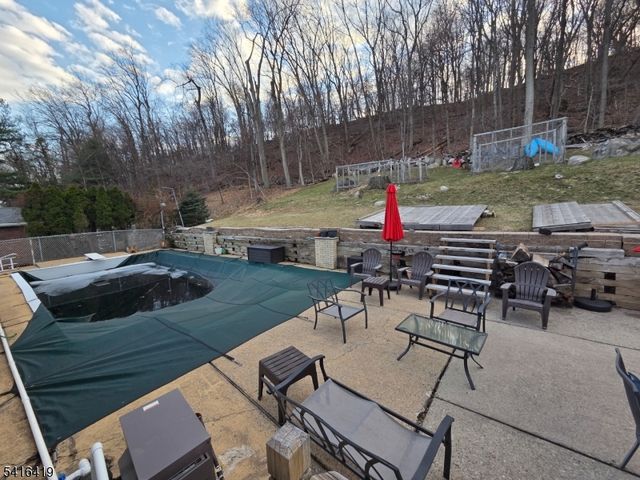 155 Degray St, North Haledon Boro, NJ 07508