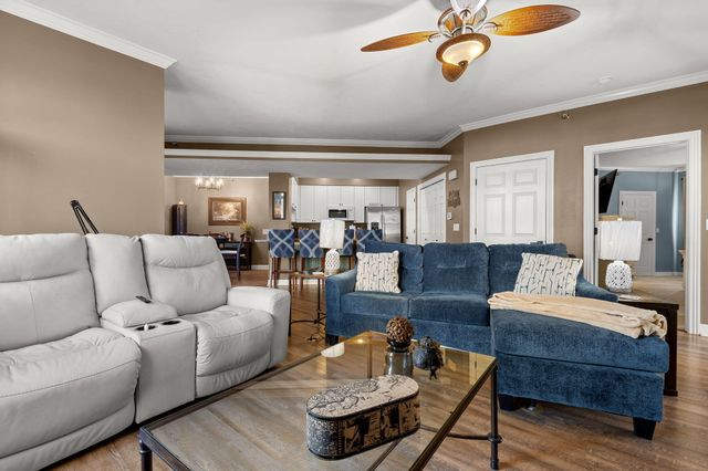 106 Oxford Drive 8, Branson, MO 65616