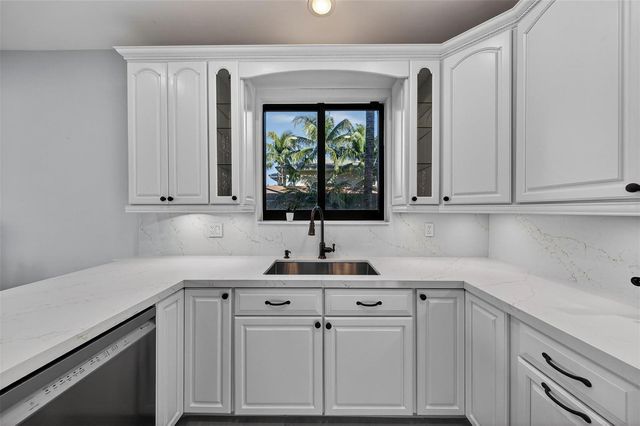 1505 SE 11TH Street, Fort Lauderdale, FL 33316