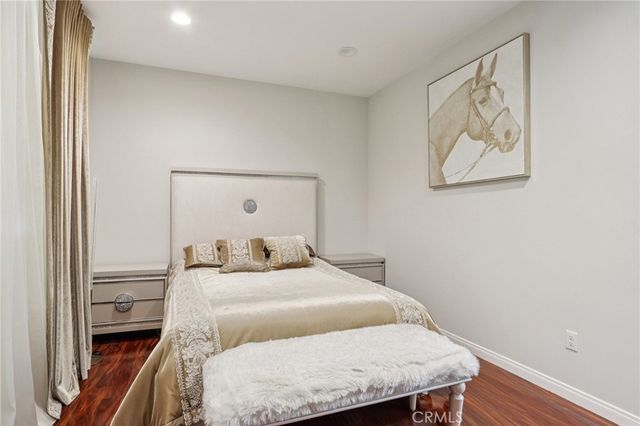 13225 Victory Boulevard, Valley Glen, CA 91401