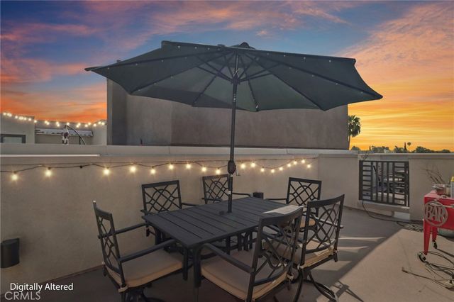 13225 Victory Boulevard, Valley Glen, CA 91401