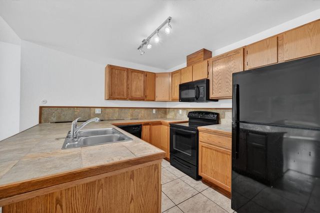 1754 Urbana Way, Sacramento, CA 95833