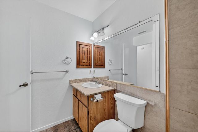 1754 Urbana Way, Sacramento, CA 95833