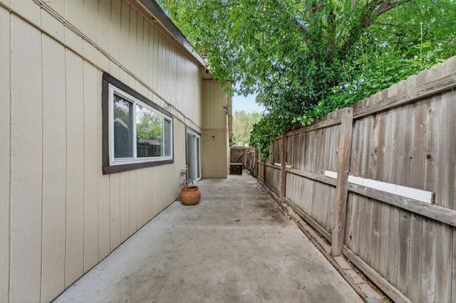 1754 Urbana Way, Sacramento, CA 95833