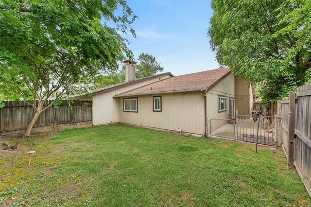 1754 Urbana Way, Sacramento, CA 95833