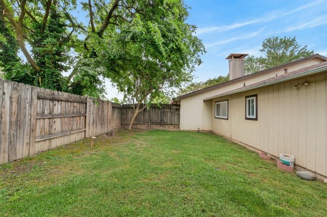 1754 Urbana Way, Sacramento, CA 95833