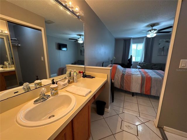 9502 DARIEN AVENUE 9502, Orlando, FL 32817
