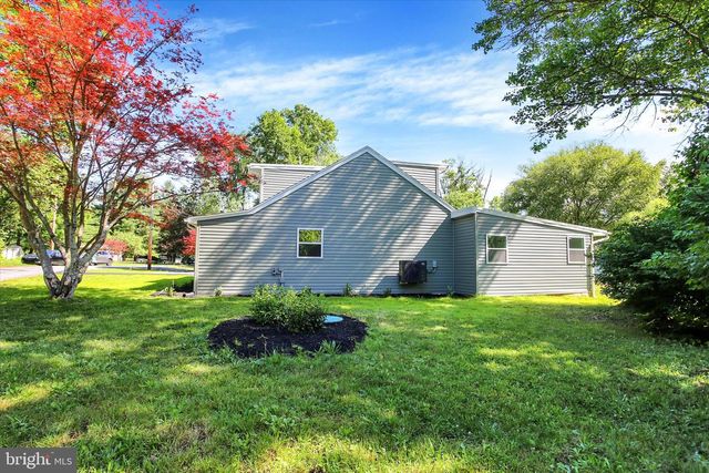 876 CARDINAL LN, Lewisberry, PA 17339