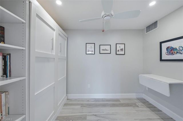 2170 Gulf Shore BLVD N 24W, Naples, FL 34102