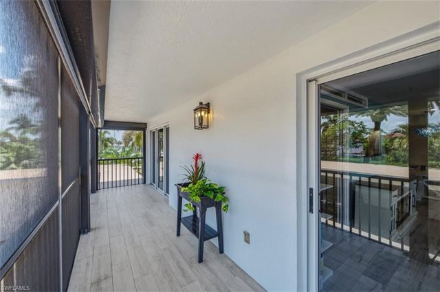 2170 Gulf Shore BLVD N 24W, Naples, FL 34102
