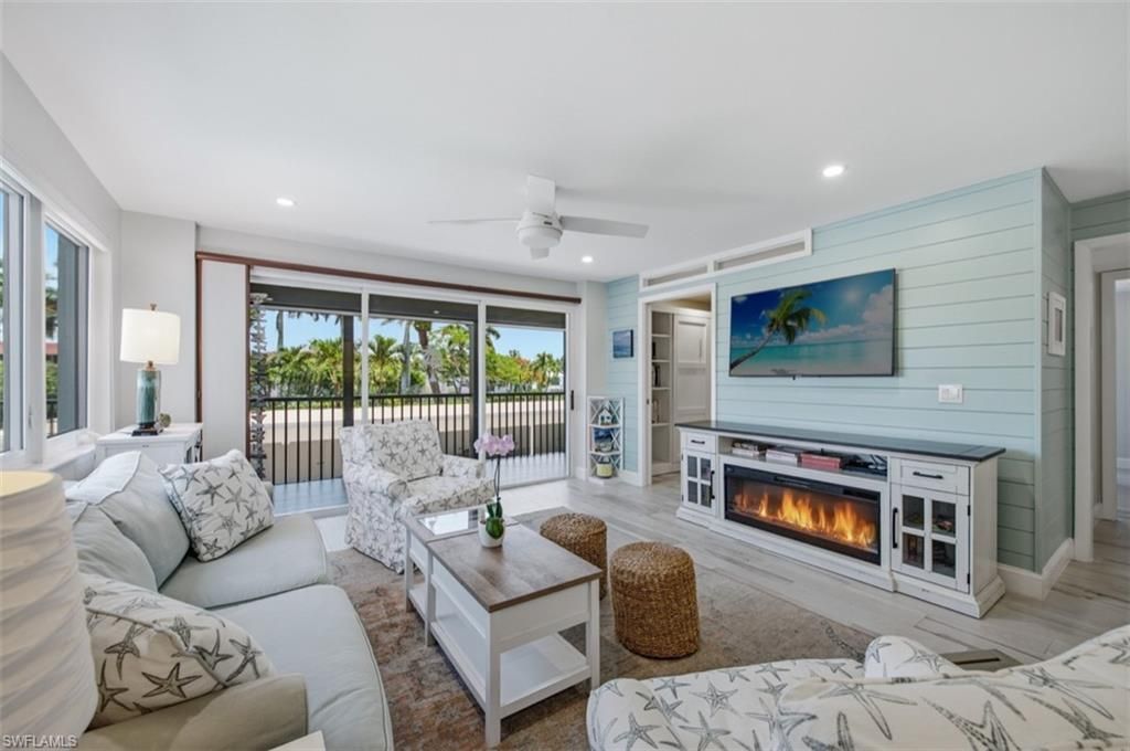 2170 Gulf Shore BLVD N 24W, NAPLES, FL 34102 — photo 3