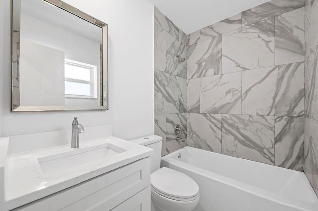 9203 NW 71st Street, Tamarac, FL 33321