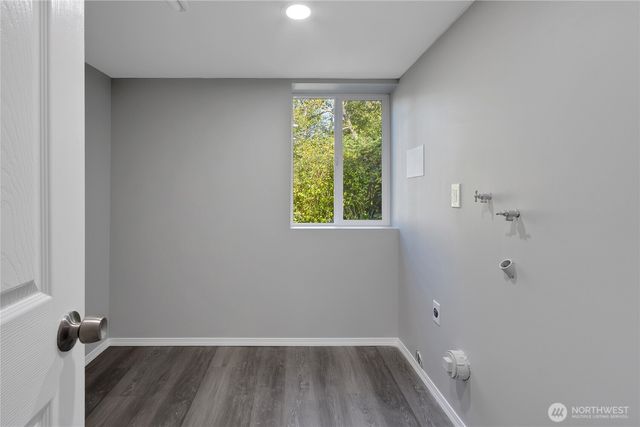 2306 S 249th Street, Kent, WA 98032