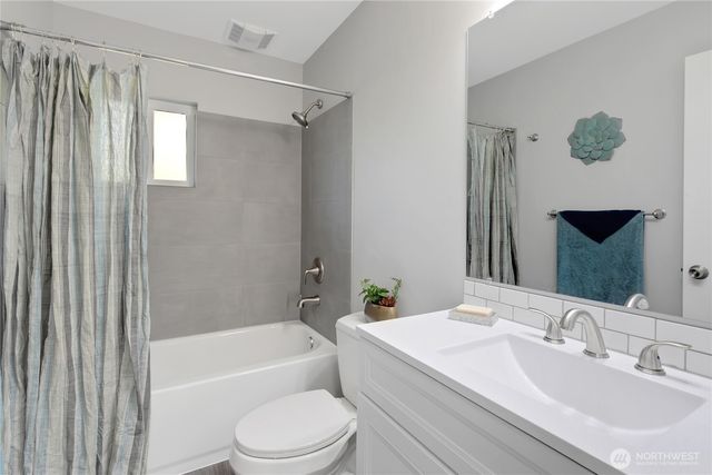 2306 S 249th Street, Kent, WA 98032