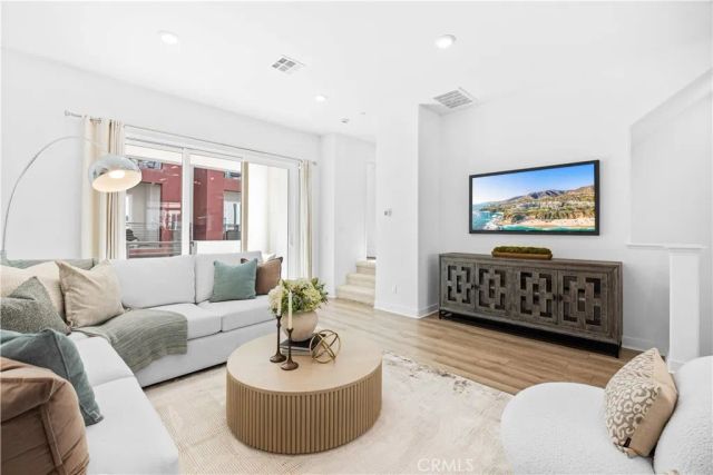 344 Tank, Irvine, CA 92618