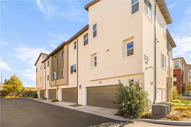 344 Tank, Irvine, CA 92618