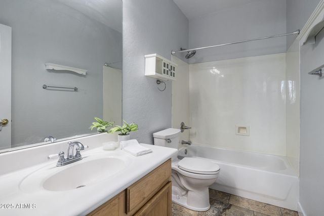 2900 E RIVIERA Place, Chandler, AZ 85249