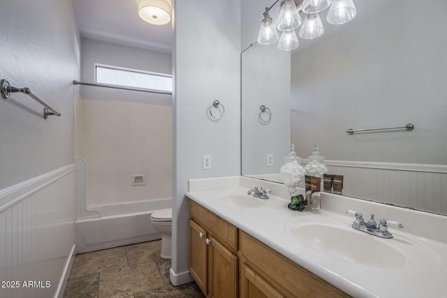 2900 E RIVIERA Place, Chandler, AZ 85249