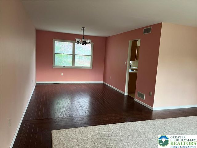 2507 Swanson Street, Easton, PA 18045