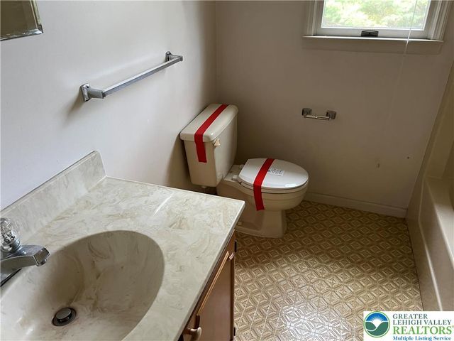 2507 Swanson Street, Easton, PA 18045