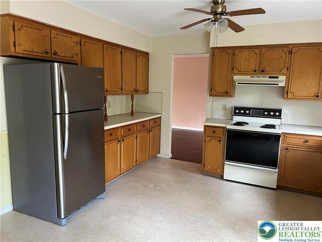 2507 Swanson Street, Easton, PA 18045