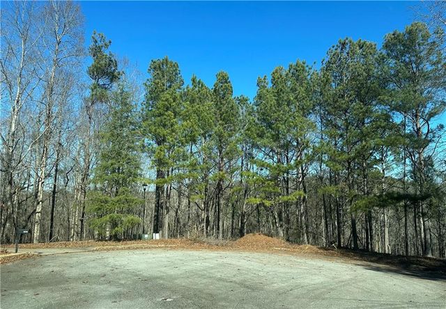 9590 Grande Drive, Winston, GA 30187