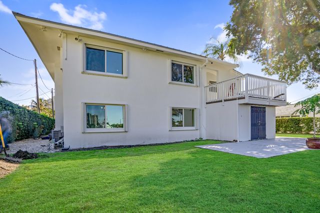 2649 Lake Drive 1, Singer Island, FL 33404