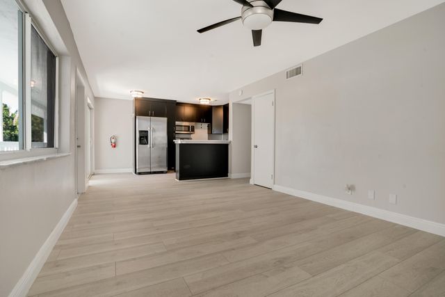 2649 Lake Drive 1, Singer Island, FL 33404