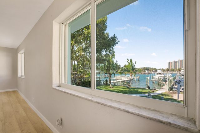 2649 Lake Drive 1, Singer Island, FL 33404