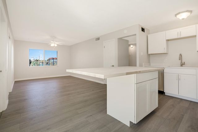 2649 Lake Drive 1, Singer Island, FL 33404