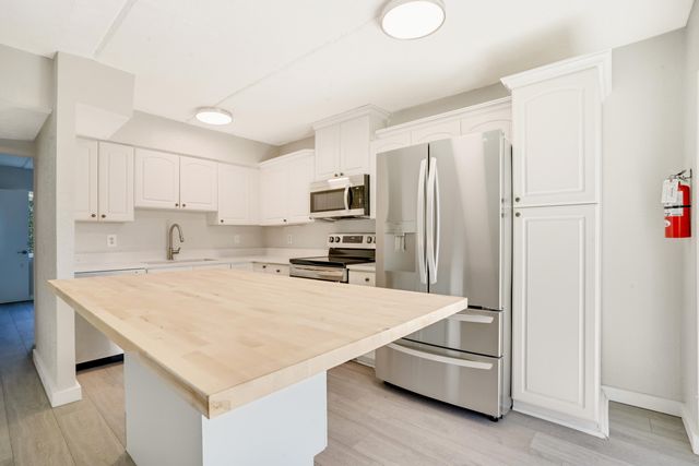 2649 Lake Drive 1, Singer Island, FL 33404